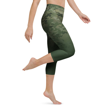Epic Myrtle Camouflage_Yoga Capri Leggings