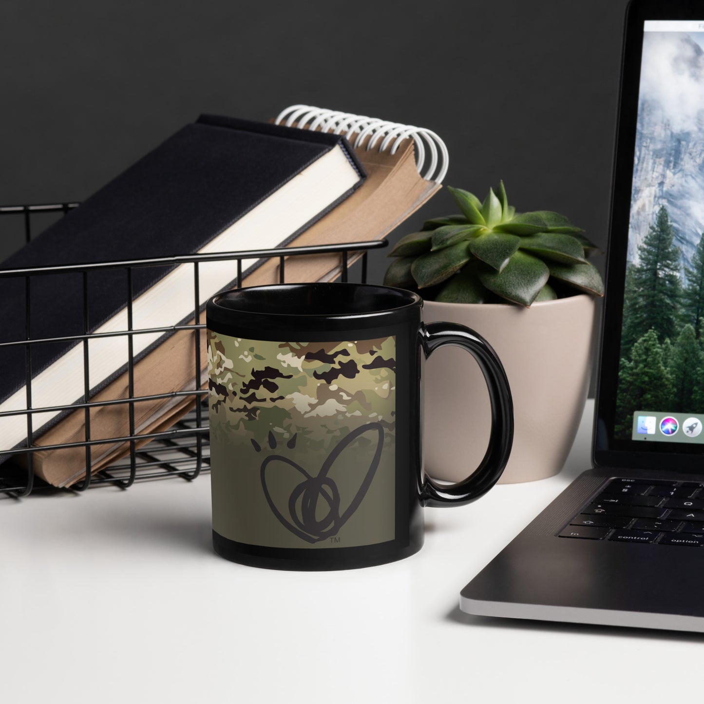 Epic Whizz® Camouflage-1_Black Glossy Mug